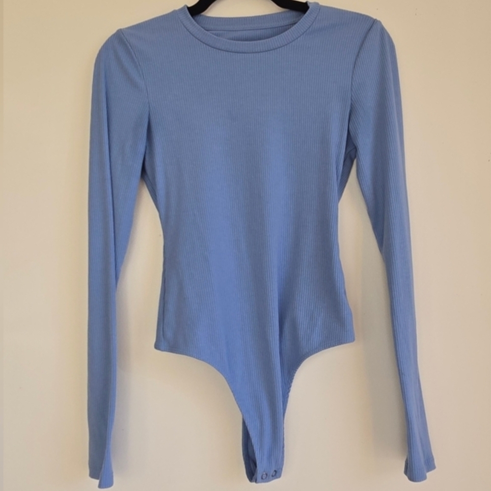 American Eagle Outfitters Sky Blue Ribbed Bodysuit Size M - Picture 2 of 4